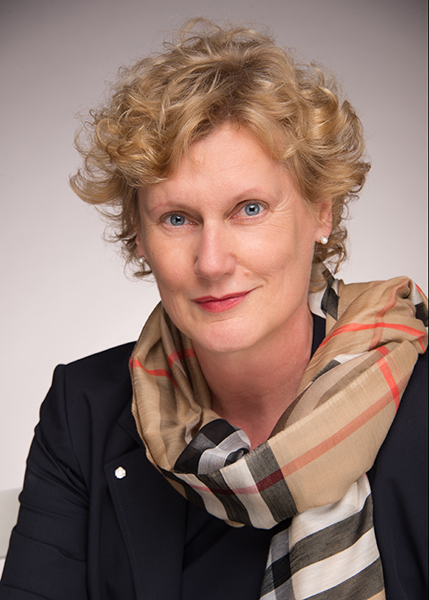 Porträt HamburgAmbassador Ursula Schulz